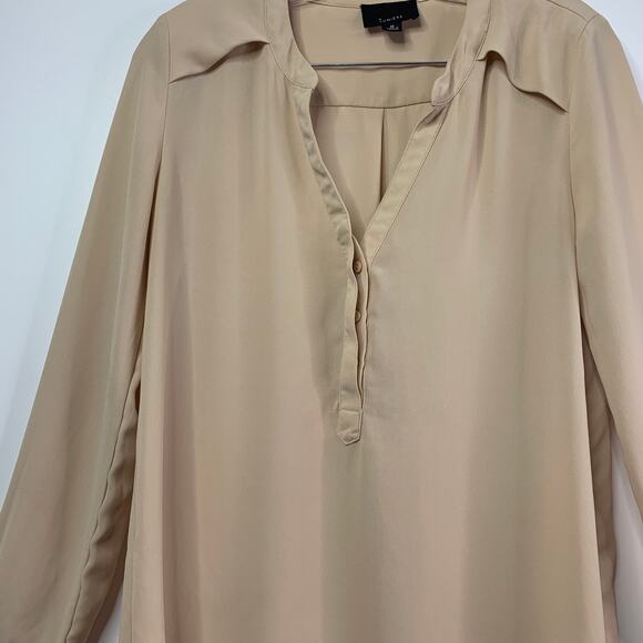 Lumiere Beige Henley Tunic Ballon Sleeves Medium Hidden Buttons Round Hem Light - Picture 5 of 11
